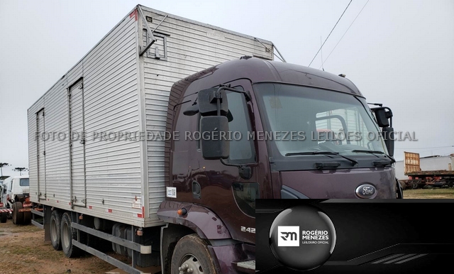 FORD CARGO 2429 6.7 I6 TURBO 2014